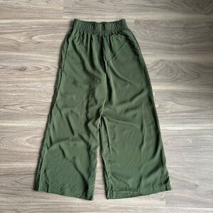 H&M— Wide leg pants